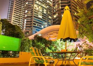 Guest House Near Movenpick hotel Centururs and Centurus Mall islamabad - 8