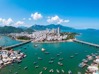 Cozy 2BR Nha Trang Apartment Sea View Pool - 6