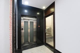 FabHotel Nishka Residency - 4