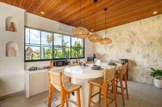 Stylish 2 BR Villa Retreat Modern Comfort - 6