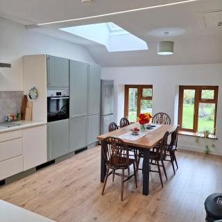 Cherrymount Cottage - 3