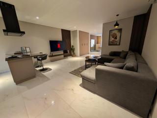 Avenair, MM Alam, Gulberg - Executive One-Bed Apartment - 7