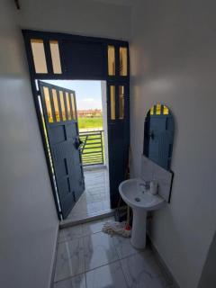 The Lakeside Apartments - 5