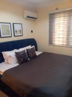 De' Mayors Court Suites&Bar - 2