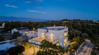 Apartman Elemar by Villas Guide - 1