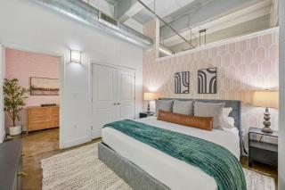 Chic Loft | Free Parking, Gym, Game Room - 1