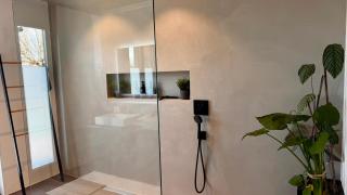 Modern Luxury Apartment - 7