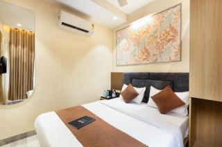 Perfectstayz Premium Sereine 500M from Varanasi railway station - 1
