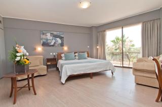 Golden Sun Hotel - 2