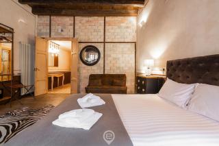 Q Flat 2 - In the Heart of Cagliari - 4