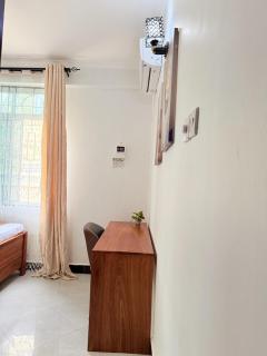 Perfect 2BR Apartment, Mikocheni, Dar es Salaam - 1