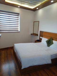 Hotel Sukhna lake - 8