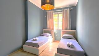 Stay 8 Sea & City Vibes - 8