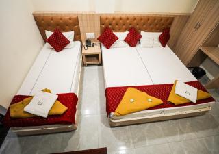 Hotel Supraja Lodge - 9