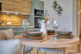 Alley Suites - New 1BR apartment with Private Yard by SF Homes - 1