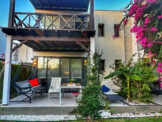 Serenity in designer villa - 1