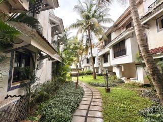 Modern 2BHK Duplex Near BagaBeach with Pool & Amenities - 1