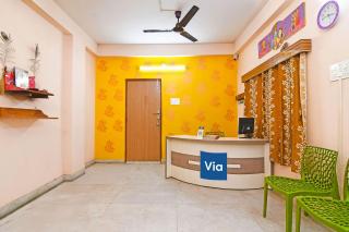 FabHotel Safehome Guest House - 8