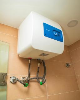 Modern Ikoyi 1BR - Fast Wi-Fi and Work-Ready - 3