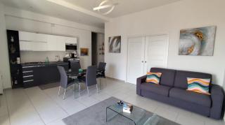 Luxury Seaview Apartment with Lift & Parking in Salerno City Center - Maison Dorotea - 6