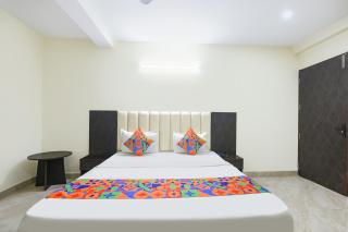 FabHotel The Grace I - 9