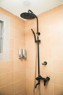 Modern Ikoyi 1BR - Fast Wi-Fi and Work-Ready - 1