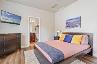 Moonlight Ridge Spacious Townhome 3 miles from Downtown AC Garage Near Snowbowl - 7