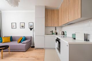 Wola Ratusz Comfort Apartment by BookingHost - 1