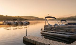 Cozy 2BR Townhouse with Mountain Views & BBQ - Lake Harmony - 0