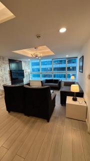 Luxury one bed apt in centurus - 0