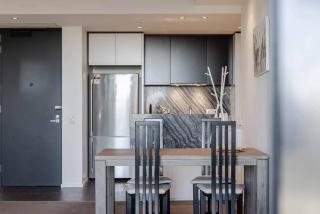 Elegant 2B2B Apt New Acton South w 2 side by side parkings - 9