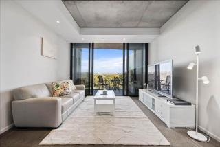 Elegant 2B2B Apt New Acton South w 2 side by side parkings - 1