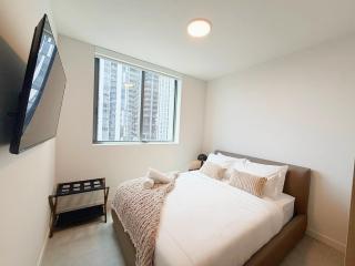 Downtown Condo with Skyline Views - 3