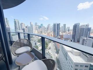 Downtown Condo with Skyline Views - 2