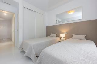 Bright New 2BR apartment 50 m from the beache of Marbella - 4