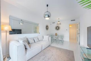 Bright New 2BR apartment 50 m from the beache of Marbella - 6
