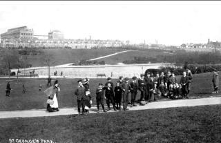 Superb Peaceful 1 bed apartment in St George. - 7