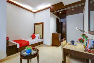 Hotel The Metropolis Tourist Near Connaught Place And Ramakrishna Ashram Marg Metro Station - 4