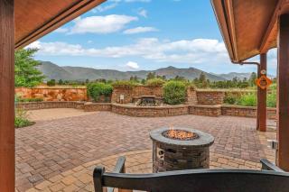 BunnyLand Lodge Panoramic Mt. Views Fantastic Backyard Patio Scenic Location in Flagstaff - 8