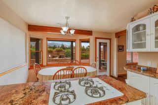 BunnyLand Lodge Panoramic Mt. Views Fantastic Backyard Patio Scenic Location in Flagstaff - 7