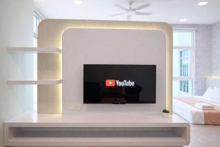 Lux One-Bedroom Maritime Suites with Pool & Wifi 3A - 1