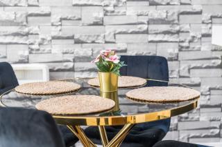 Quadrant Suite - Sleeps 2 - Terrace - Central - 8