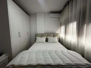 Cozy Family Apartment Near Pazari i Ri 2-bedroom StayIn - 4