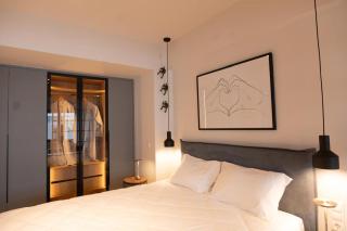 Grace Athens - 9