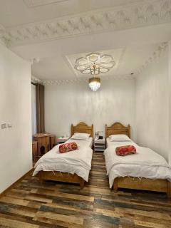 Rizo Boutique - 1