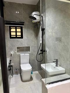 City Pulse - Luxury 1 bedroom studio apartment - 5