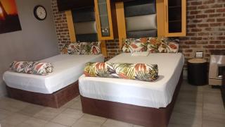 Moon Night Guest House - 1