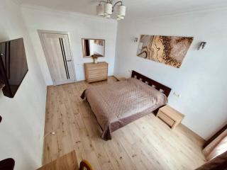 Imperial Terrace Apartment City Center with City View - 8