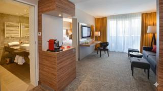 Best Western Plus Delta Park Hotel - 6