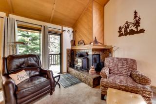 1 Mi to Shaver Lake! Family and Couples Condo - 4
